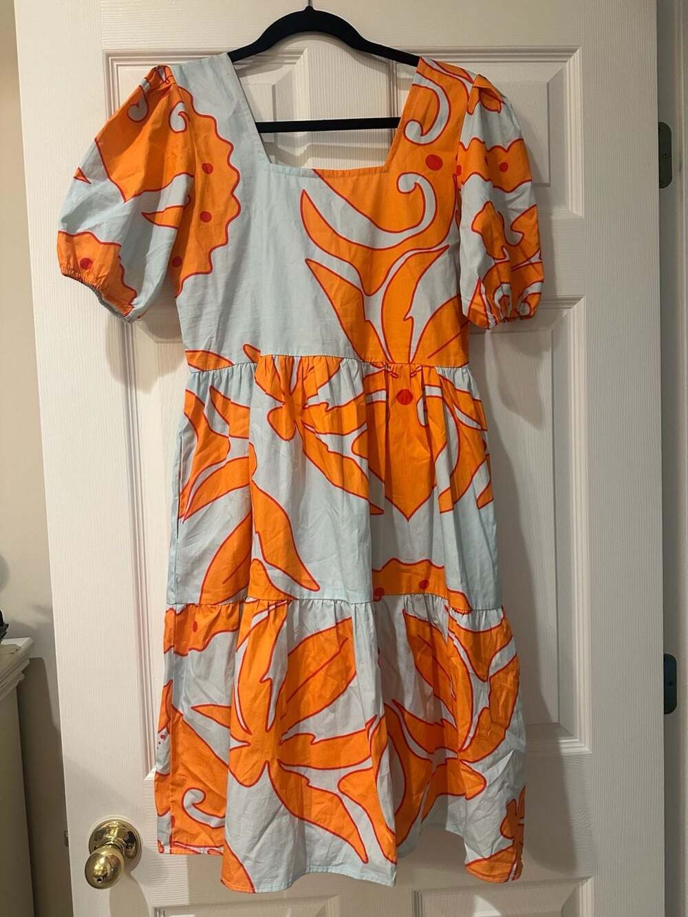 maude vivante Women's Orange and Light Blue Botanical Print Puff Sleeve Tiered M